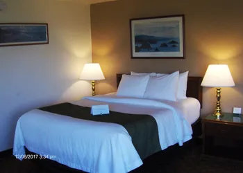 Quality Inn Port Angeles - near Olympic National Park hotel thumbnail 8