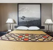 Super 8 by Wyndham Bremerton hotel detail image 3