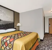 Super 8 by Wyndham Bremerton hotel detail image 5
