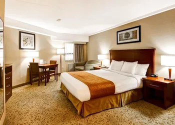Quality Inn hotel thumbnail 8