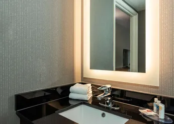 Comfort Inn Cambridge - Highway 401 hotel thumbnail 5