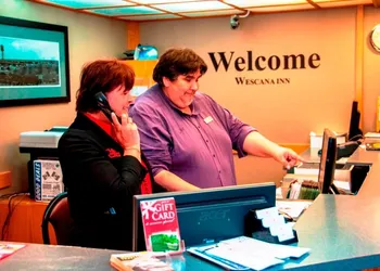 Wescana Inn hotel thumbnail 2