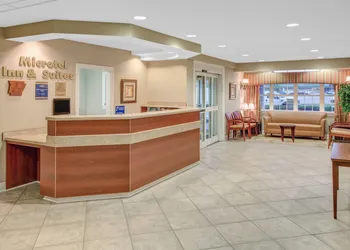 Microtel Inn & Suites by Wyndham Hattiesburg hotel thumbnail 2