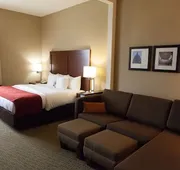 Comfort Suites Hattiesburg near University hotel detail image 5