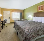 Days Inn by Wyndham Abbeville hotel detail image 7