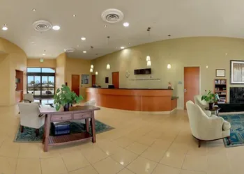 DoubleTree by Hilton Napa Valley - American Canyon hotel thumbnail 2