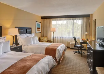 Radisson Hotel Freehold hotel thumbnail 3
