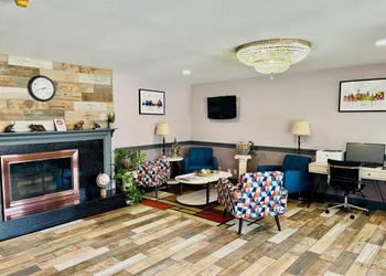 Quality Inn Raynham - Taunton hotel thumbnail 3