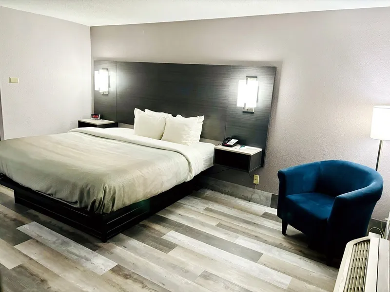 Quality Inn Raynham - Taunton hotel detail image 6