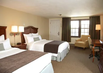Holiday Hill Inn & Suites hotel thumbnail 3