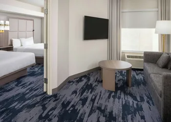 Fairfield Inn & Suites by Marriott Lafayette South hotel thumbnail 6