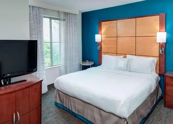 Residence Inn by Marriott Chicago Lake Forest/Mettawa hotel thumbnail 5