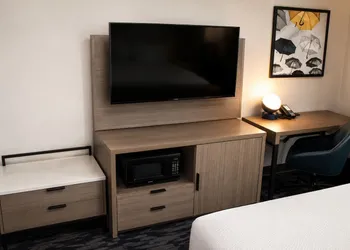 City Express By Marriott Lafayette hotel thumbnail 3