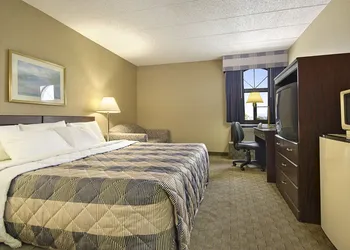 Days Inn by Wyndham Reading Wyomissing hotel thumbnail 6