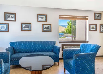 Super 8 by Wyndham Carson City/Lake Tahoe hotel thumbnail 3