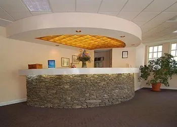 SureStay by Best Western Cherokee on the River hotel thumbnail 3
