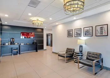 Comfort Inn & Suites Carrollton hotel thumbnail 5