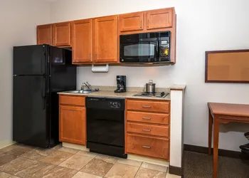 Candlewood Suites Oak Harbor by IHG hotel thumbnail 2