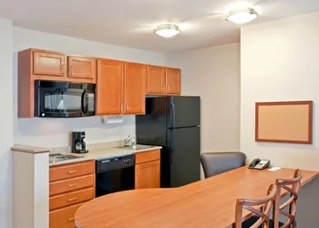 Candlewood Suites Oak Harbor by IHG hotel thumbnail 8