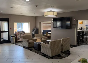 Comfort Suites Lewisville - Dallas hotel thumbnail 4