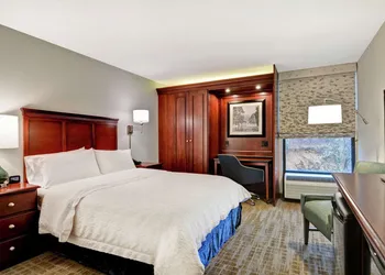Hampton Inn Beckley hotel thumbnail 6