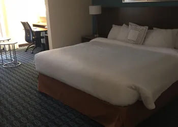 Fairfield by Marriott Kalamazoo West hotel thumbnail 5
