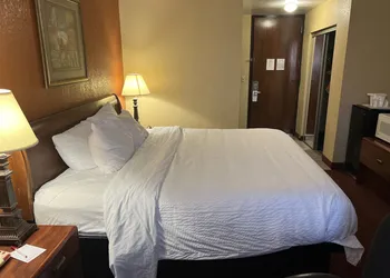 Ramada by Wyndham Rome / Verona hotel thumbnail 7
