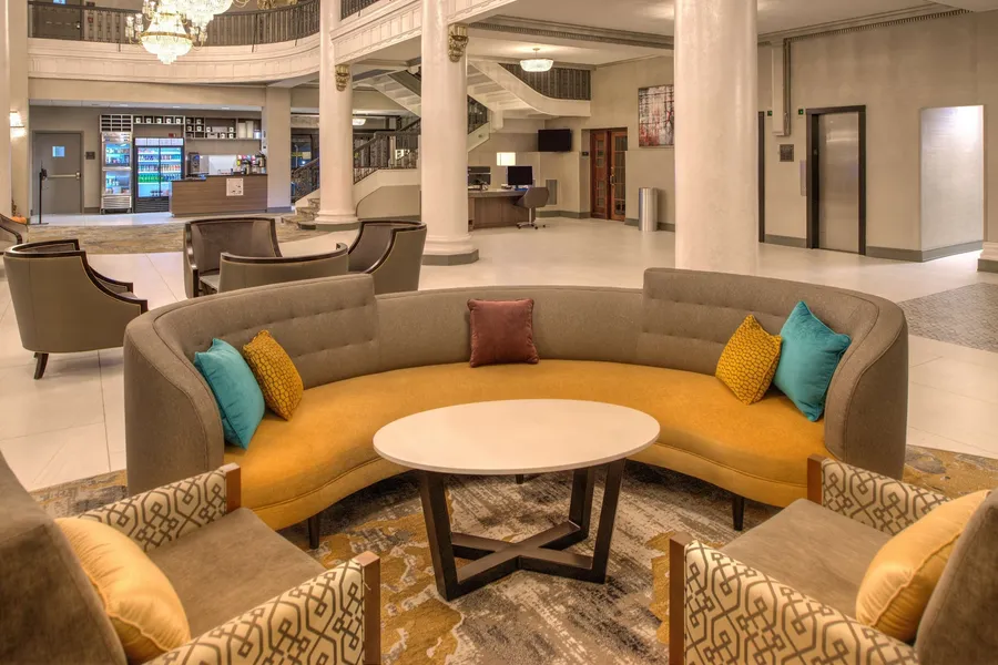 DoubleTree by Hilton Utica hotel detail image 2