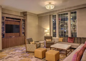 DoubleTree by Hilton Utica hotel thumbnail 7