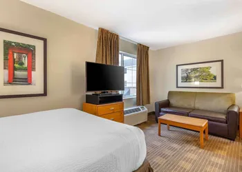 Extended Stay America Suites Boston Westborough Computer Dr hotel thumbnail 7