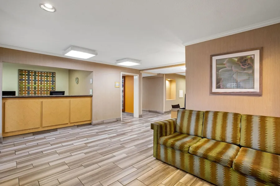 La Quinta Inn by Wyndham Auburn Worcester hotel detail image 2