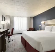 Ramada by Wyndham Beaver Falls hotel detail image 4