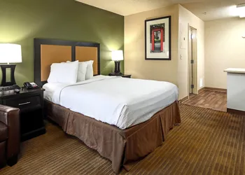 Home 1 Suites Extended Stay hotel thumbnail 4