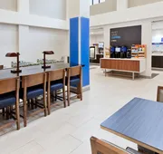 Holiday Inn Express Hotel & Suites Montgomery E - Eastchase by IHG hotel detail image 5