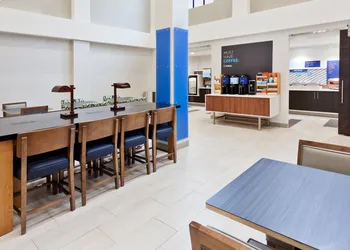 Holiday Inn Express Hotel & Suites Montgomery E - Eastchase by IHG hotel thumbnail 5