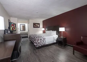 Red Roof Inn Prattville hotel thumbnail 5