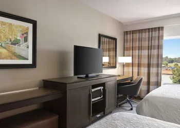 Hampton Inn & Suites Montgomery-EastChase hotel thumbnail 6