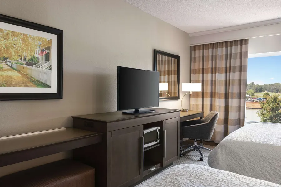 Hampton Inn & Suites Montgomery-EastChase hotel detail image 6