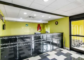Quality Inn Prattville I-65 hotel thumbnail 2