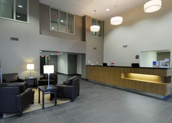 Super 8 by Wyndham Peterborough hotel thumbnail 2