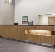 Super 8 by Wyndham Peterborough hotel detail image 4