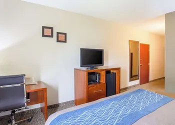 Comfort Inn Lincoln I-80 hotel thumbnail 7