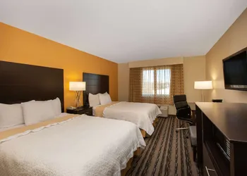La Quinta Inn by Wyndham Lincoln, Nebraska hotel thumbnail 8