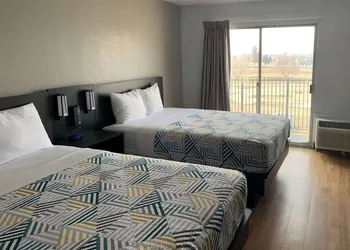 Studio 6 Lincoln, NE - Airport hotel thumbnail 8