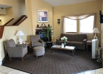 Baymont by Wyndham Fort Wayne hotel thumbnail 3