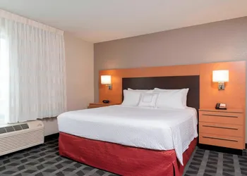 TownePlace Suites Fort Wayne North hotel thumbnail 5