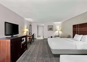 Best Western Luxbury Inn Fort Wayne hotel thumbnail 7