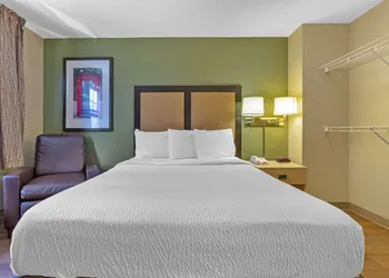 Extended Stay America Suites Stockton March Lane hotel thumbnail 5