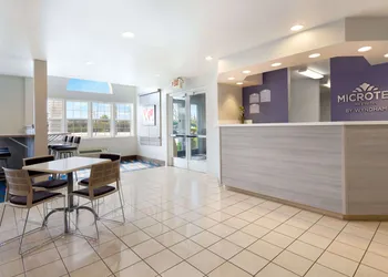 Microtel Inn & Suites by Wyndham Modesto Ceres hotel thumbnail 2