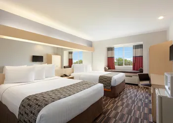 Microtel Inn & Suites by Wyndham Modesto Ceres hotel thumbnail 4